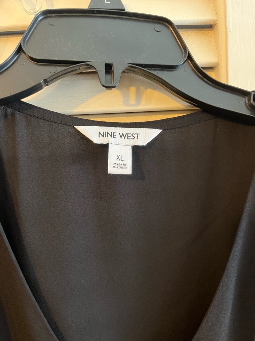 TWO Nine West V-Neck Camisole Tanks - Picture 4 of 6